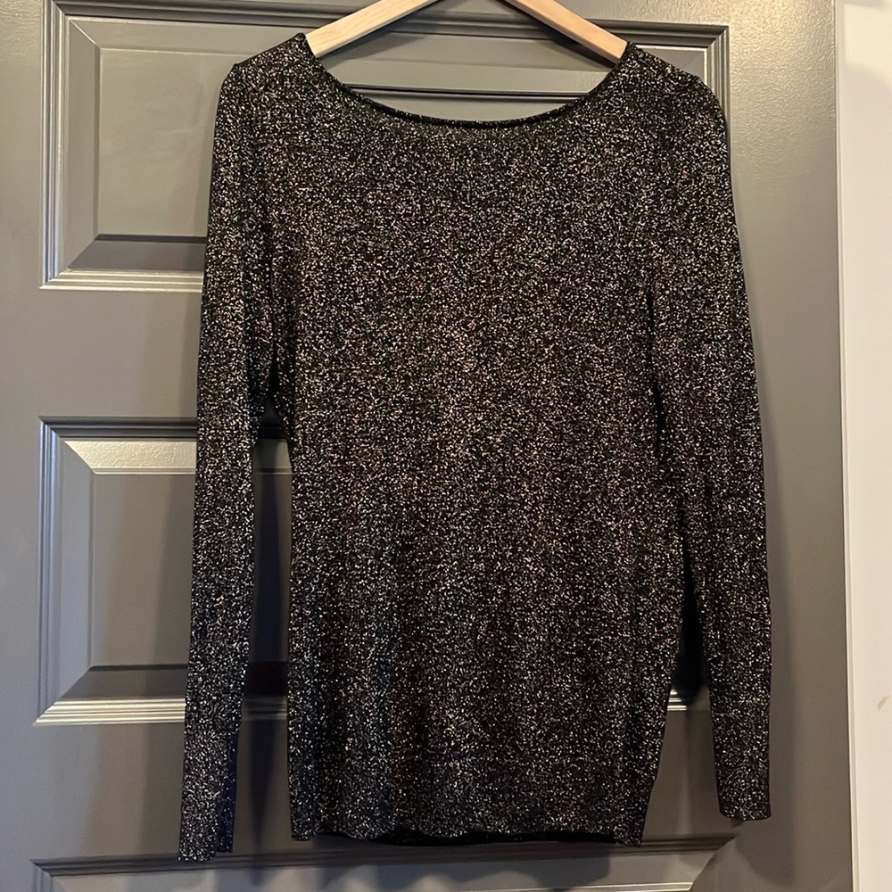 Backless Top - Picture 2 of 3